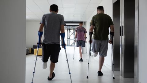 Безоплатне відновлення після поранень: у Києві відкрили новий центр реабілітації військових