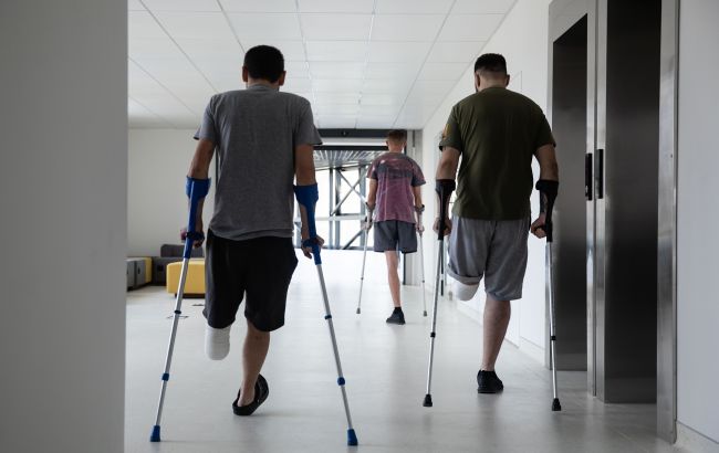 Бесплатное восстановление после ранений: в Киеве открыли новый центр реабилитации военных