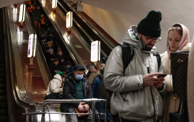 У низці областей оголосили тривогу. В РФ злетіли бомбардувальники