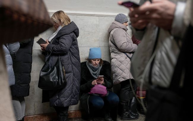 В Киеве и нескольких областях тревога, есть угроза баллистики