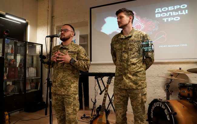 У Києві презентували чуттєвий кліп "Добровольці ТрО" про незламність українців