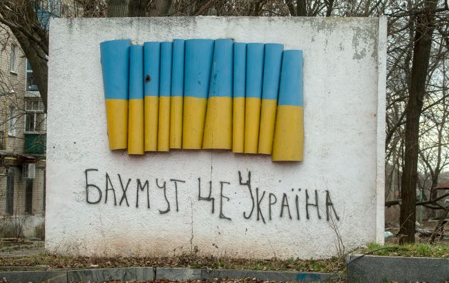 В ГПСУ о ситуации в Бахмуте: ситуация сложная, враг штурмует город, но безуспешно