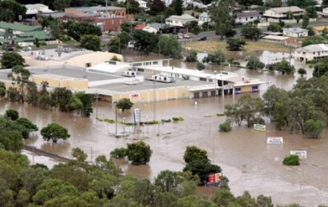 В Австралии проводят эвакуацию из-за циклона "Дебби"