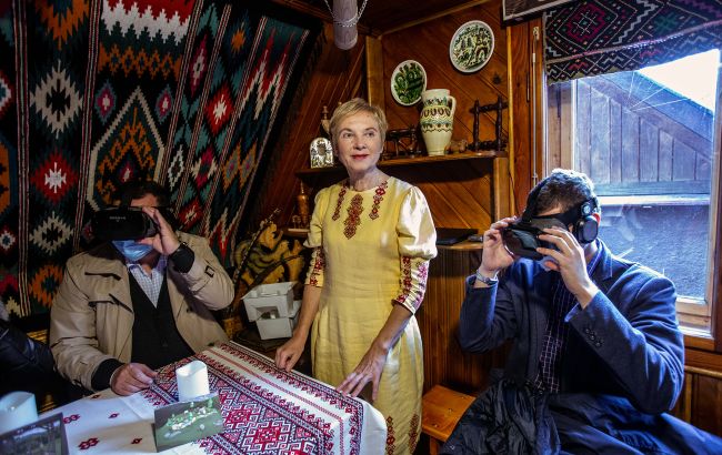 Путешествия становятся интереснее. В Киеве расскажут о виртуальном туризме в Украине