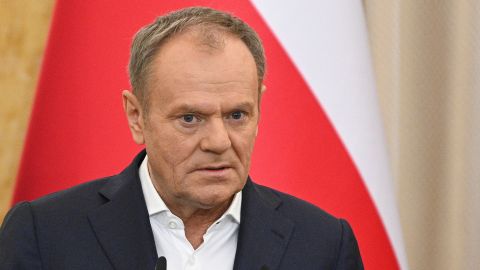 Туск о ночной атаке РФ на Украину: так бывает, когда кто-то умиротворяет варваров