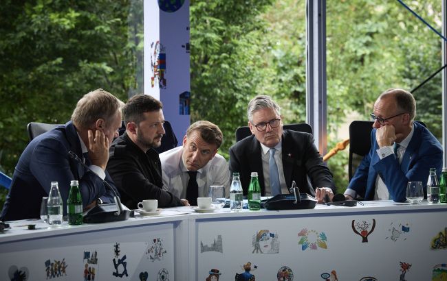 Лидеры ЕС собрались на экстренный разговор из-за новых сигналов из Москвы, - Вloomberg