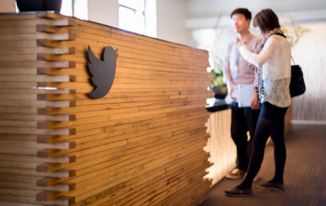 Компанія Twitter має намір скоротити близько 8% співробітників, - Bloomberg