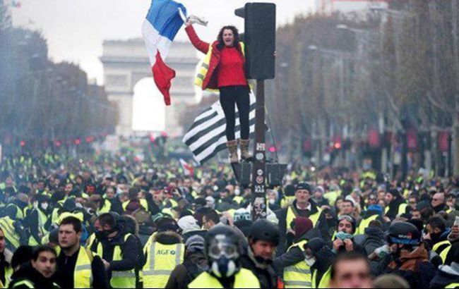 У Франції знижується підтримка "жовтих жилетів", - дослідження