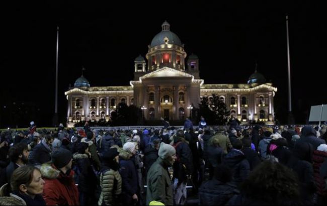 В Сербии прошли протесты из-за избиения оппозиционного политика