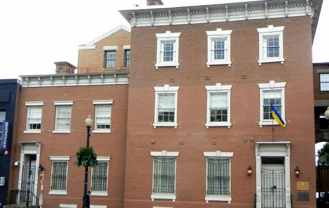 Посольство Украины объяснило сокращение помощи от США финансовой стабилизацией