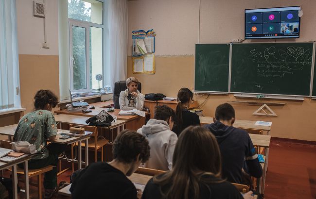 В українських школах можуть запровадити новий предмет: про що мова