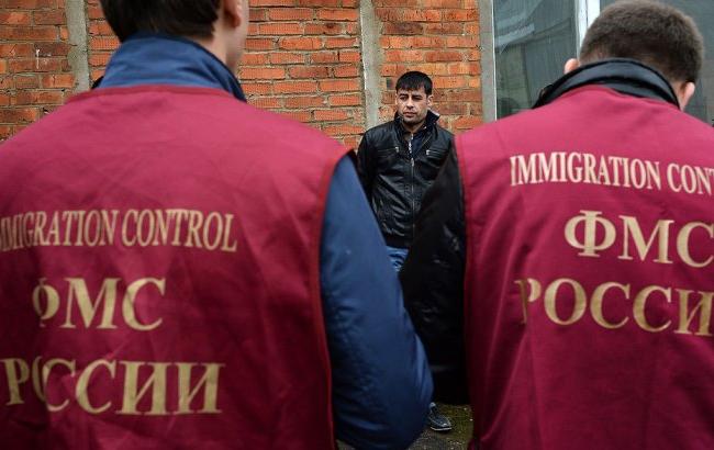 Российский чиновник три года жил в отобранной у нелегальных мигрантов квартире