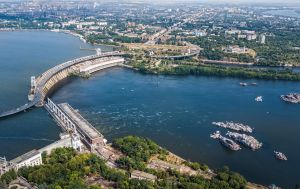 У Запоріжжі після нічної атаки перекрили рух Дніпровською ГЕС: деталі