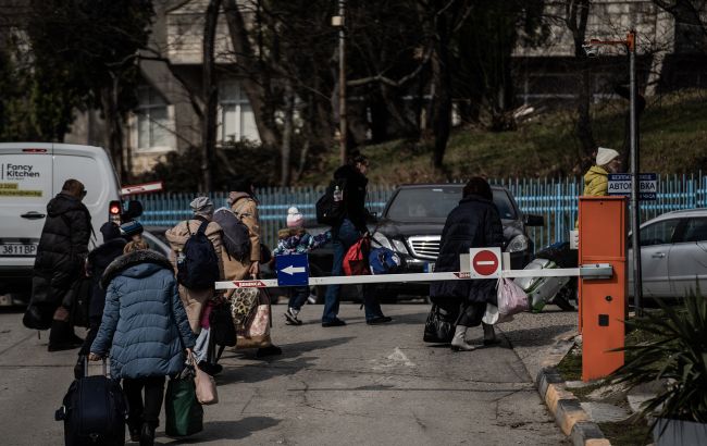 В Болгарии продлили бесплатное проживание беженцев в отелях: названы сроки