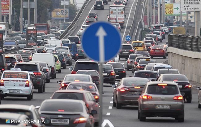 МВС полегшило передачу автомобільних номерів