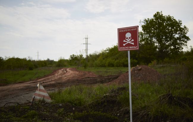 В Харьковской области два грибника подорвались на минах
