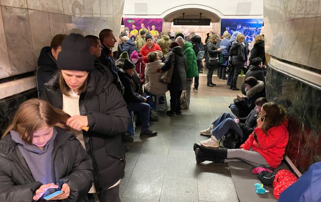 В Киеве и областях снова тревога из-за ракетной атаки: где угроза ударов