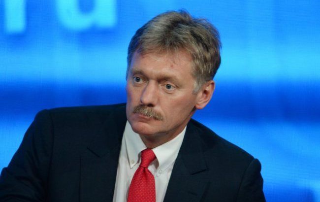 Кремль примет меры в случае введения Украиной визового режима с РФ, - Песков