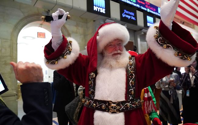 Мировые рынки пока откладывают "Санта ралли", а иностранцы активнее вкладываются в украинские ОВГЗ
