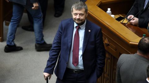 Идиот, дурак: нардеп устроил скандал в прямом эфире (видео)