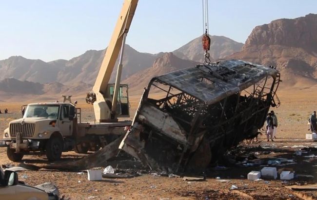 В Афганистане взорвался автобус с депортированными гражданами: погибли минимум 76 человек