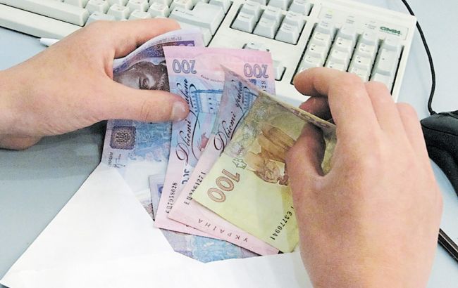 Более 60% предпринимателей выплачивают зарплату в конвертах, - ГФС