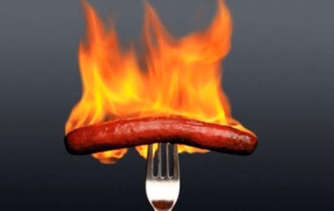 В оккупированном Крыму уничтожили украинскую колбасу