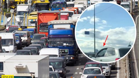 В Киеве такие пробки, что можно играть на гитаре за рулем: парень удивил сеть