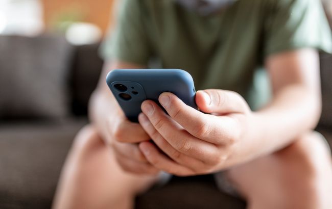 Військовий документ у смартфоні: як школярам отримати е-ВОД і коли він знадобиться