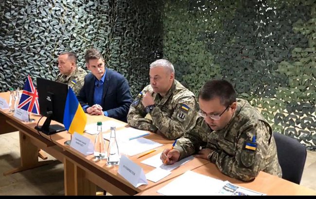 Великобритания до конца года расширит свое присутствие в Украине