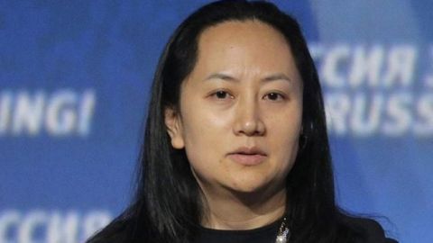 Финдиректор Huawei подала в суд на власти Канады