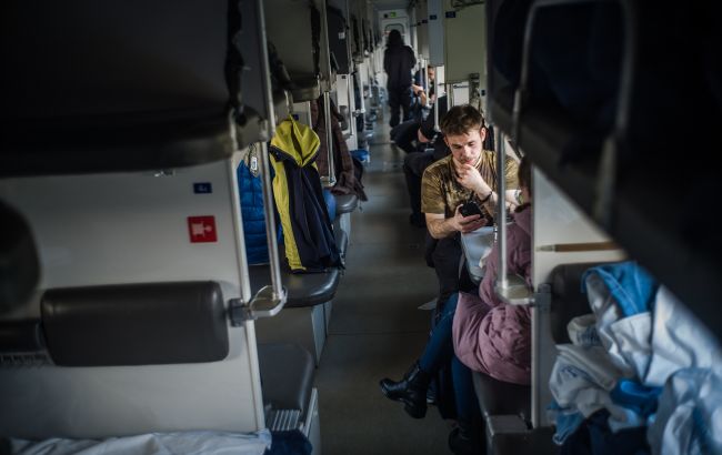 Поезда из Херсона изменят свое расписание: новый график от УЗ