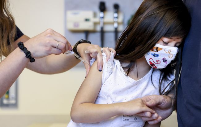 Як підготувати дитину до вакцинації: у МОЗ дали чіткі рекомендації