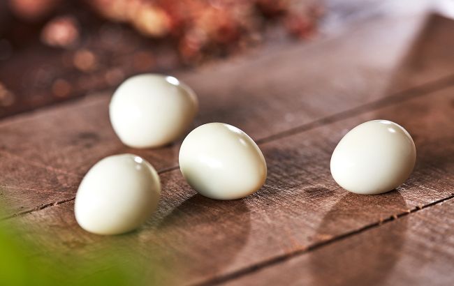 Як почистити яйця буквально за одну хвилину: найпростіший спосіб