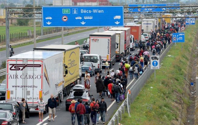 Австрія скликає саміт по біженцям