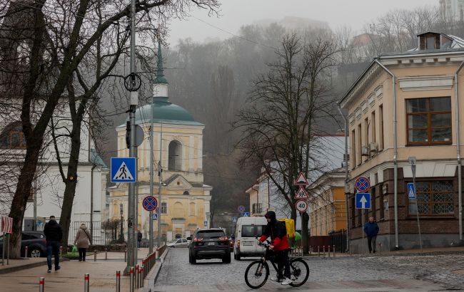 Жовтий рівень небезпеки. Синоптики попереджають про заморозки в Києві та області