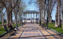 Прогріє до +18, але з дефіцитом опадів: Україну накриє жадане потепління