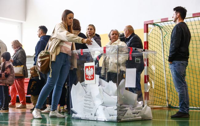 На выборах президента Польши подсчитали более 50% бюллетеней: кто лидирует