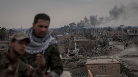 РФ виводить кораблі та перекидає залишки зброї з Сирії, - українська розвідка