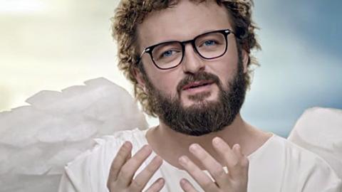 DZIDZIO став Купідоном у новому кліпі на пісню "Моя Любов"