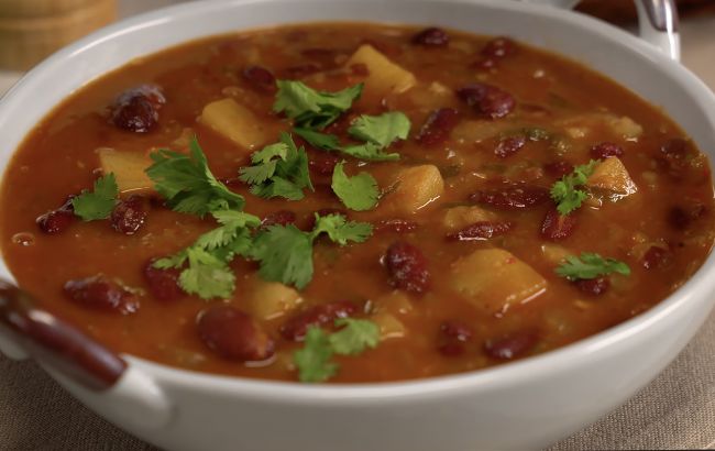 Справжня вітамінна бомба! Цей овочевий суп по-тосканські вам захочеться їсти щодня