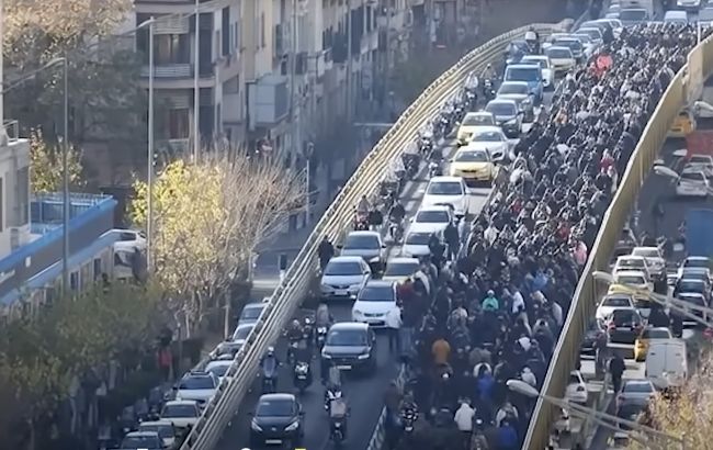 В Ірані спалахнули наймасовіші за три роки протести на тлі економічної кризи