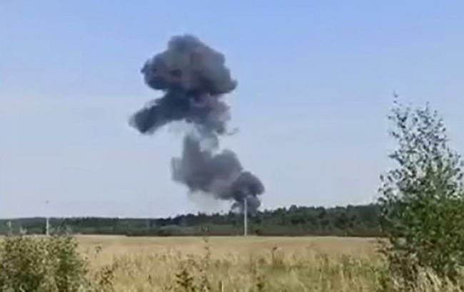 Під Москвою розбився військовий літак, на борту були три особи