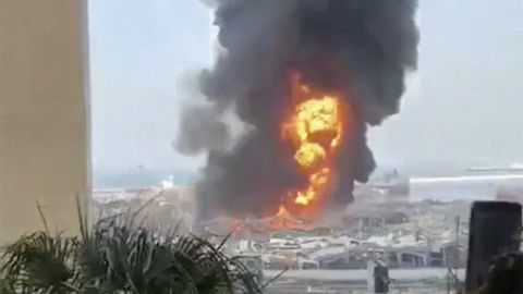 У Бейруті знову спалахнула сильна пожежа в порту