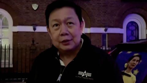 В Лондоне посла Мьянмы не пустили в здание посольства его страны