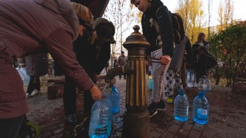 Центр Одеси залишився без води через аварію: що сталося і коли обіцяють відновити