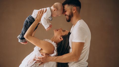 Найпопулярніші імена для дітей у 2023 році: не Джавеліна та Байрактар