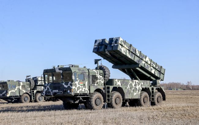 У Білорусі заявили про появу нового зенітного ракетного полку біля кордону з Україною