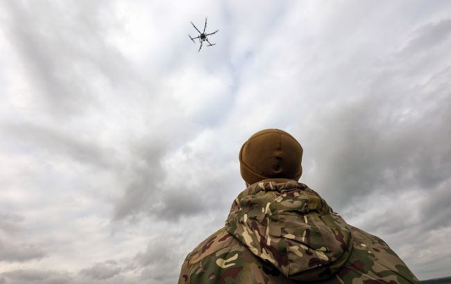 "Вампір" летить, щоб посадку всю спалить": українські воїни записали мотивуючу пісню