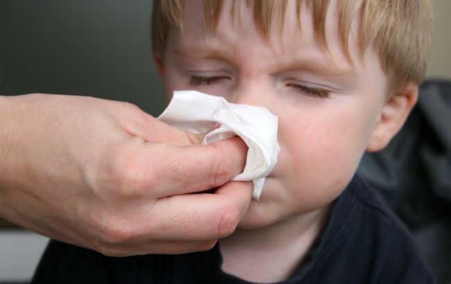 Детям без прививок запретят ходить в школу? Кабмин внес законопроект